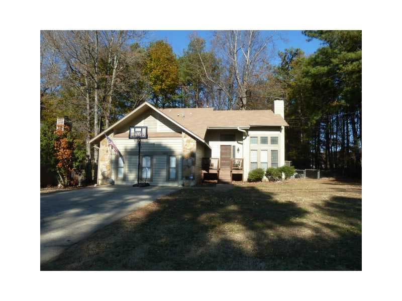 3 bedroom single family residence sold at 1131 Bailing Drive, Lawrenceville, GA 30043