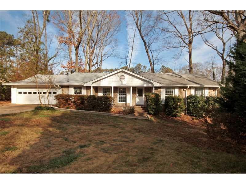 4 bedroom, 2,630 sq ft single family residence sold at 2788 Hawaii Court, Decatur, GA 30033