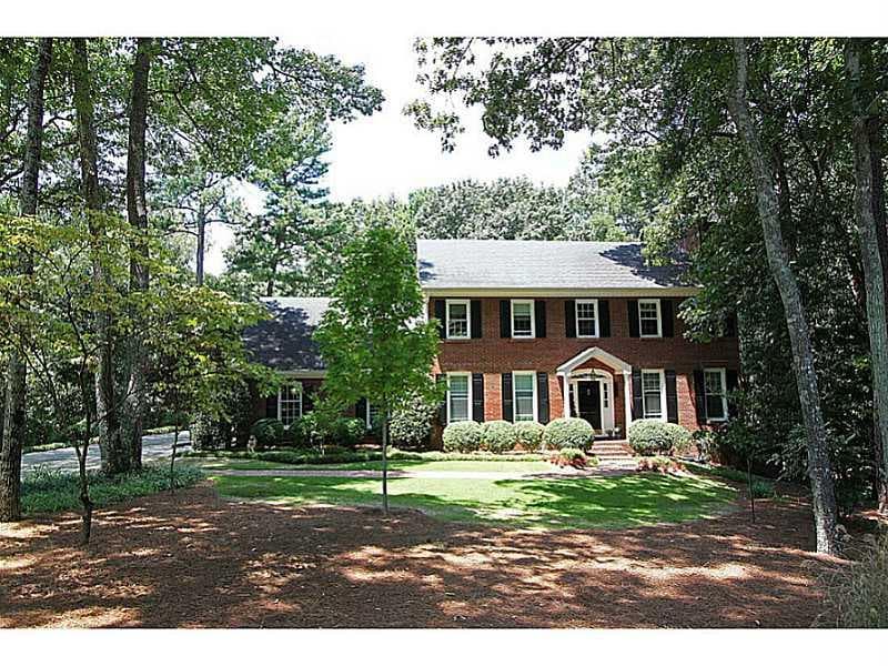 4 bedroom, 3,741 sq ft single family residence sold at 5560 ARUNDEL Drive, Sandy Springs, GA 30327