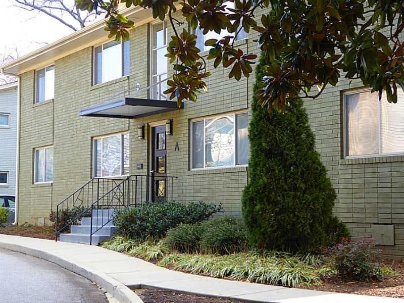 2 bedroom, 960 sq ft condominium sold at 449 Clairemont Avenue A3, Decatur, GA 30030