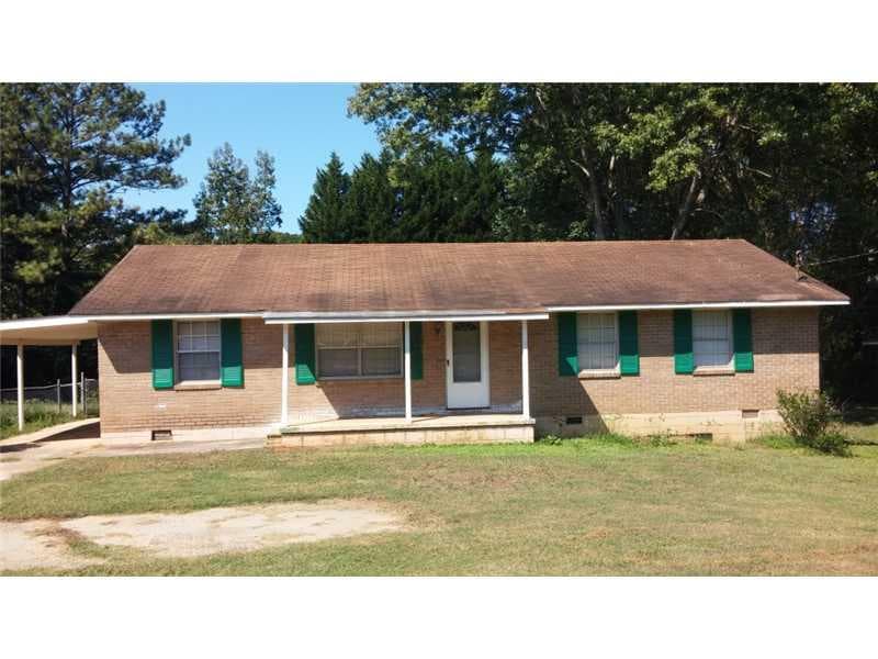 3 bedroom single family residence sold at 8195 Queen Drive, Jonesboro, GA 30238