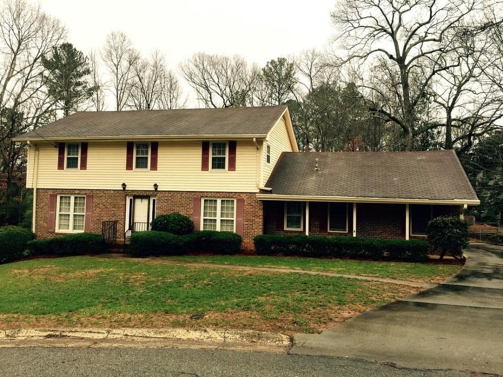 4 bedroom, 2,714 sq ft single family residence sold at 3457 Wycherly Court, Atlanta, GA 30319
