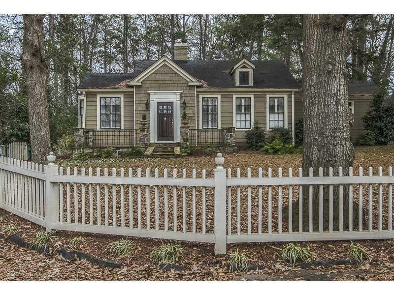 3 bedroom single family residence sold at 2355 Pine Grove Drive, Atlanta, GA 30318
