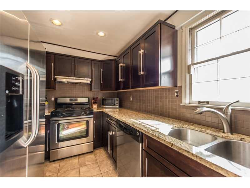 2 bedroom, 1,108 sq ft condominium sold at 136 Peachtree Memorial Drive NY4, Atlanta, GA 30309