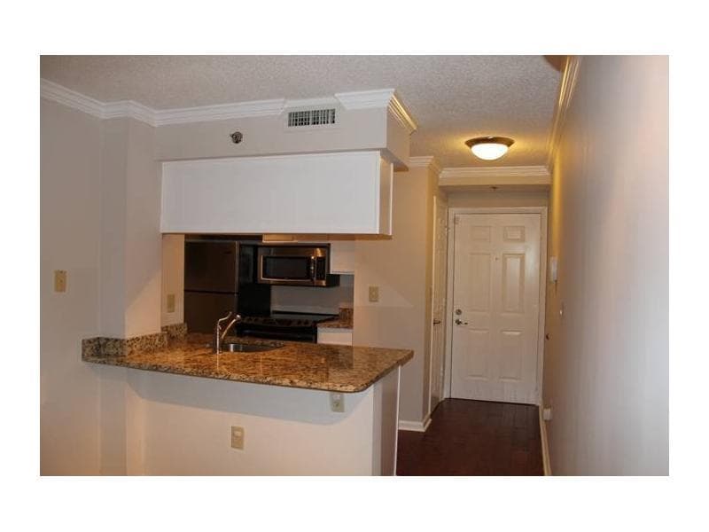 1 bedroom condominium sold at 795 Hammond Drive 205, Atlanta, GA 30328