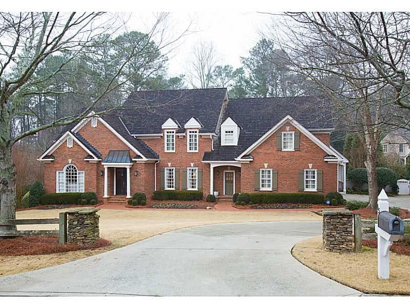 6 bedroom, 6,216 sq ft single family residence sold at 15 Old Vermont Place, Atlanta, GA 30328