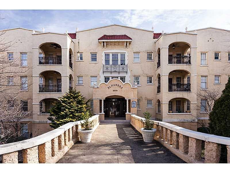 2 bedroom, 1,177 sq ft condominium sold at 2855 Peachtree Road 107, Atlanta, GA 30305