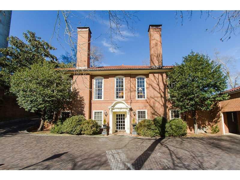 4 bedroom, 5,146 sq ft single family residence sold at 32 Lakeview Avenue, Atlanta, GA 30305