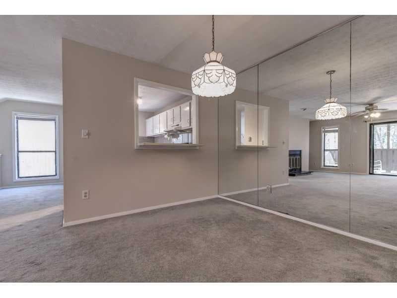 1 bedroom, 861 sq ft condominium sold at 709 Woodcliff Drive 709, Sandy Springs, GA 30350