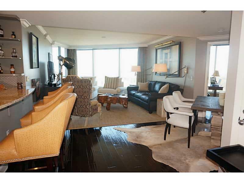 2 bedroom, 1,742 sq ft condominium sold at 3338 Peachtree Road 2803, Atlanta, GA 30326