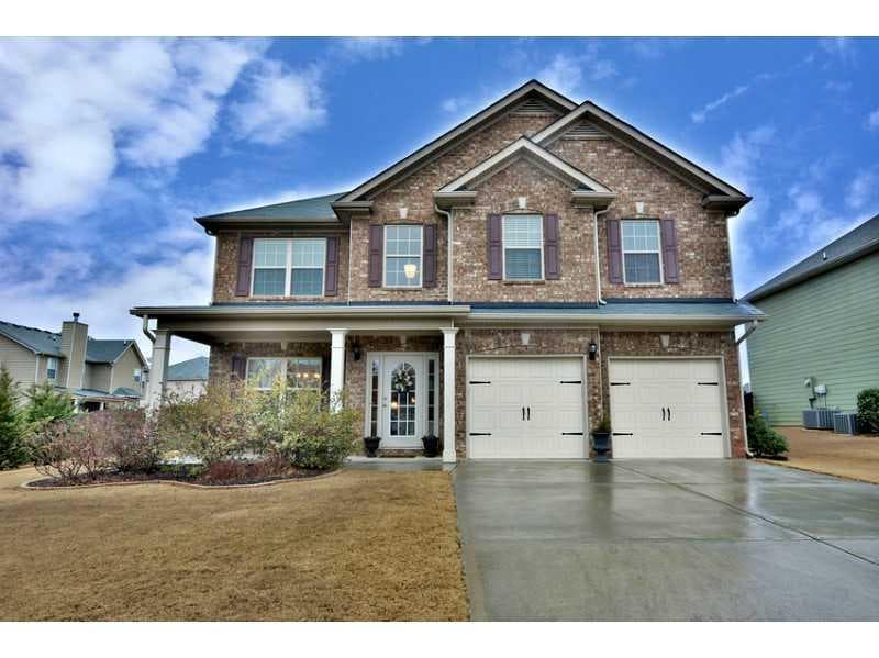 3 bedroom, 2,322 sq ft single family residence sold at 5020 Mundy Court, Cumming, GA 30028