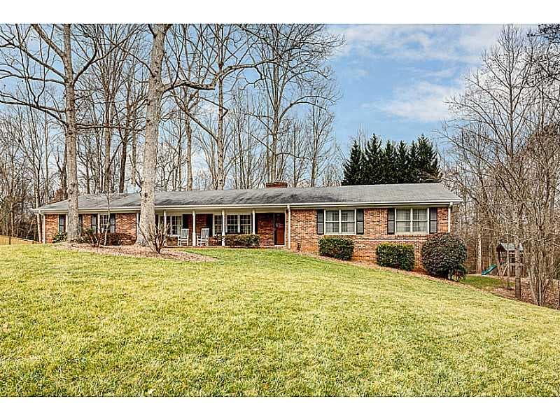 5262 Sanlee Lane, Dunwoody, GA 30360 — most recent listing photo
