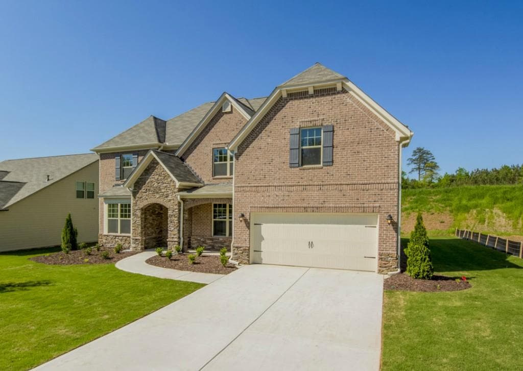 4 bedroom, 3,179 sq ft single family residence sold at 4002 Creekshire Trail, Canton, GA 30115