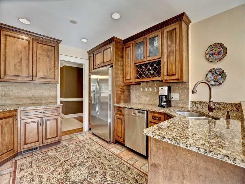 3 bedroom, 1,819 sq ft single family residence sold at 289 Lindbergh Drive, Atlanta, GA 30305