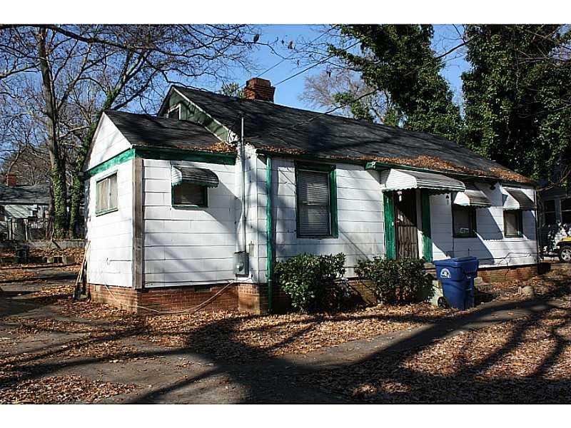 3 bedroom, 1,500 sq ft single family residence sold at 1545 Athens Avenue, Atlanta, GA 30310
