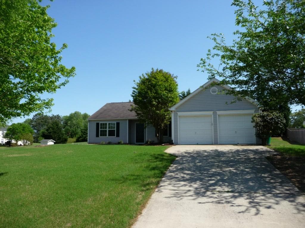 4940 Copper Ridge Court, Cumming, GA 30028 — most recent listing photo