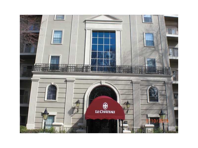 2 bedroom, 1,274 sq ft condominium sold at 2865 Lenox Road 502, Atlanta, GA 30324