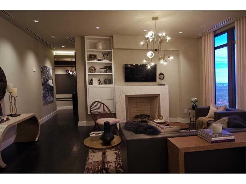 2 bedroom, 2,091 sq ft condominium sold at 3376 Peachtree Road 53A, Atlanta, GA 30326