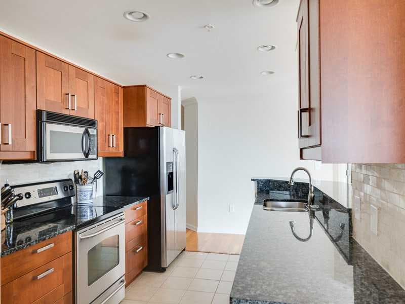 2 bedroom, 1,233 sq ft condominium sold at 3040 Peachtree Road 904, Atlanta, GA 30305