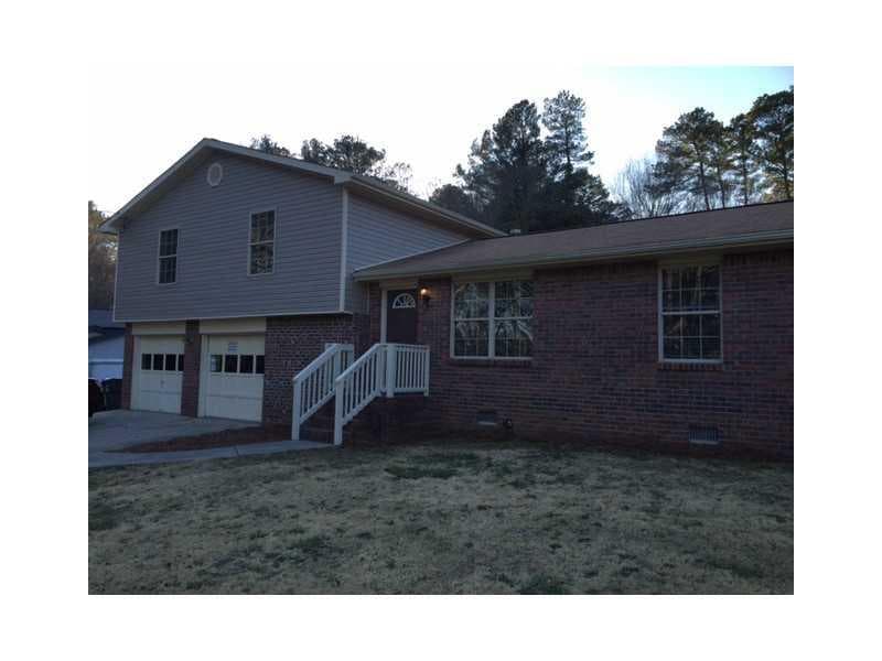 3 bedroom, 1,462 sq ft single family residence sold at 1933 S Oak Drive, Lawrenceville, GA 30044