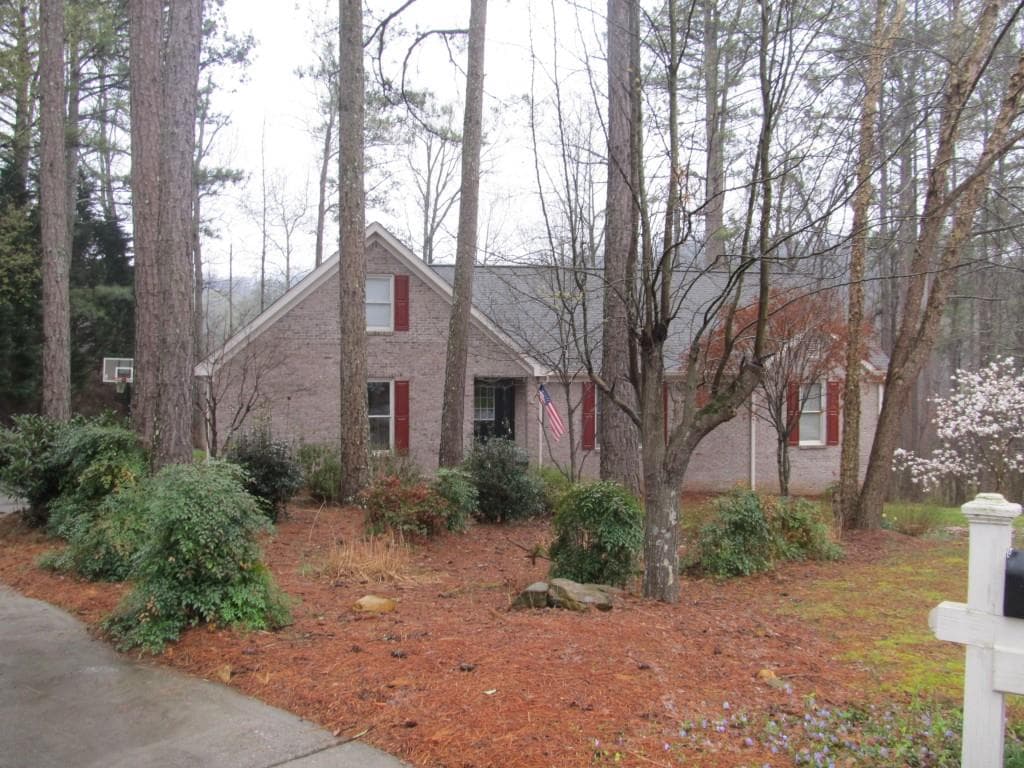 3 bedroom, 2,258 sq ft single family residence sold at 4109 WELLINGTON Way, Gainesville, GA 30507