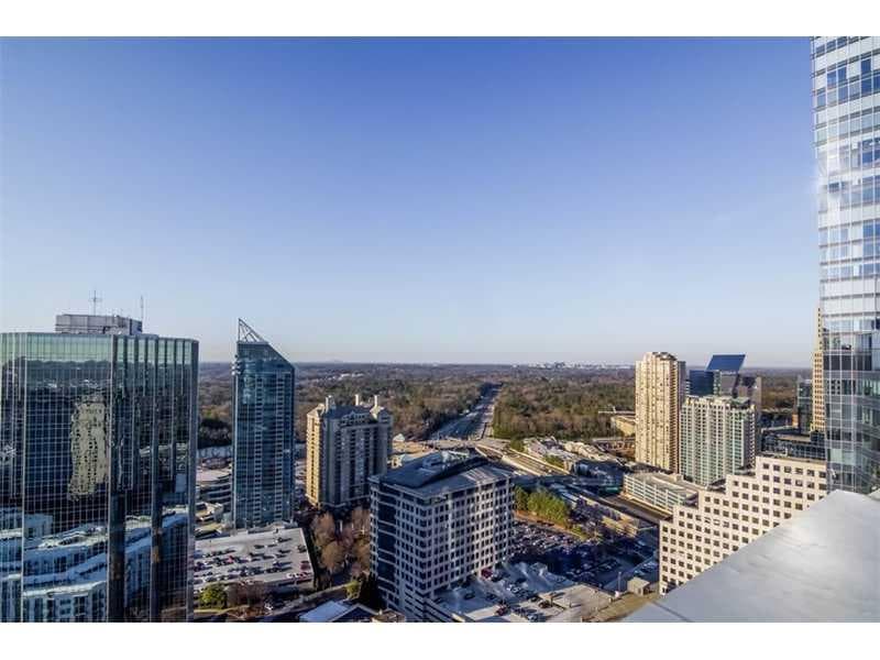 2 bedroom, 1,938 sq ft condominium sold at 3324 Peachtree Road 3019, Atlanta, GA 30326
