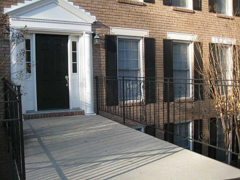 2 bedroom, 1,050 sq ft condominium sold at 1101 COLLIER Road O2, Atlanta, GA 30318