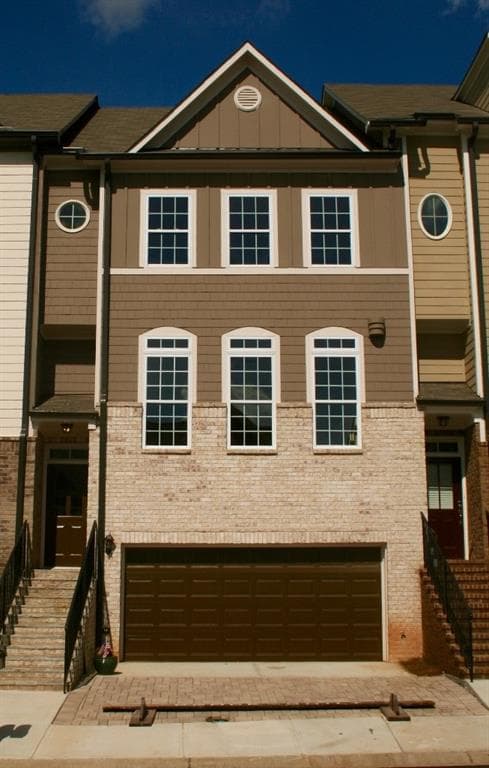 3 bedroom townhouse sold at 2121 Garrison Way 246, Atlanta, GA 30318