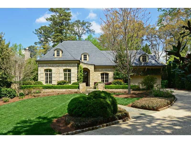 6 bedroom single family residence sold at 1052 Stovall Boulevard, Atlanta, GA 30319