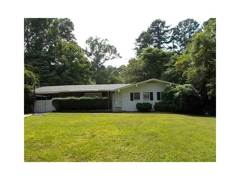 3 bedroom, 1,620 sq ft single family residence sold at 290 Brook Drive, Atlanta, GA 30328