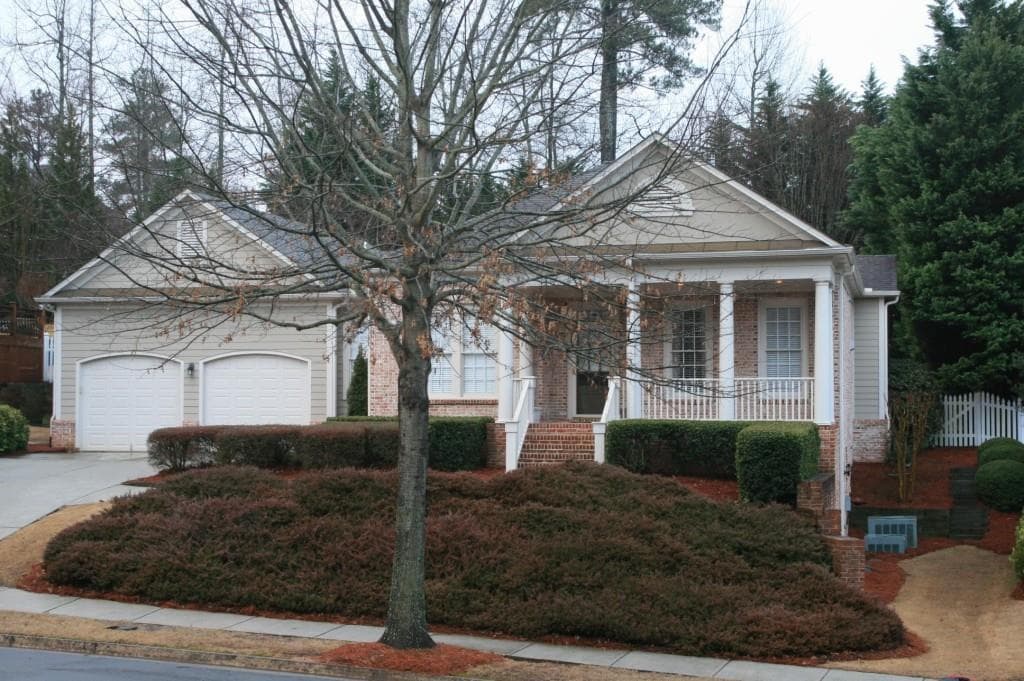 3 bedroom, 2,745 sq ft single family residence sold at 4754 Dovecote Trail, Suwanee, GA 30024
