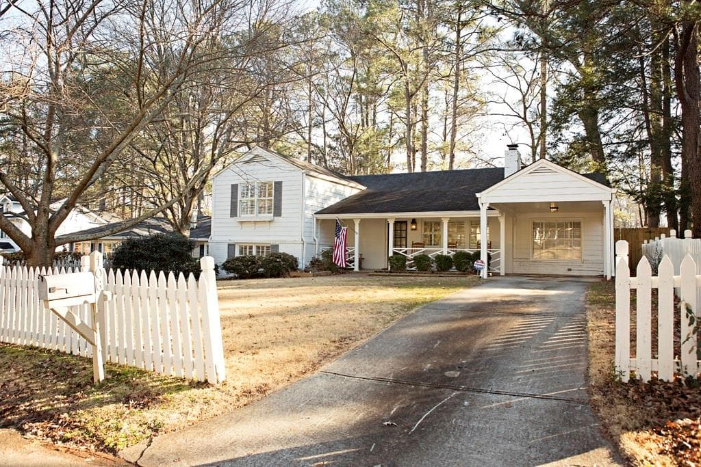 3 bedroom single family residence sold at 106 Karland Drive, Atlanta, GA 30305
