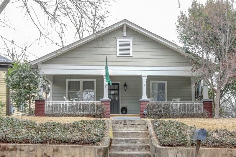 2 bedroom, 2,268 sq ft single family residence sold at 9 White Street, Atlanta, GA 30318