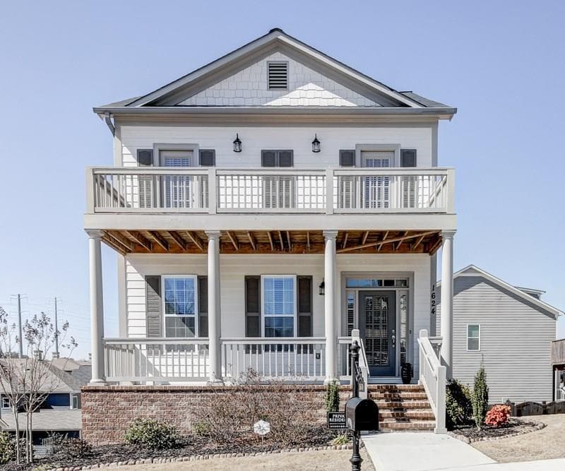 3 bedroom, 2,008 sq ft single family residence sold at 1624 Abbot Lane, Atlanta, GA 30318