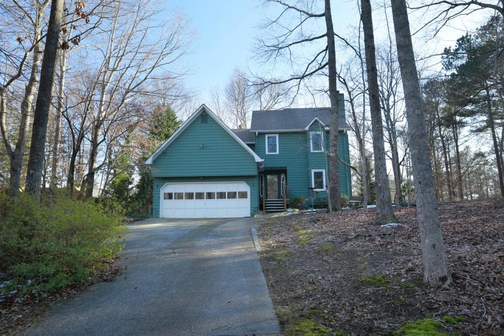 3 bedroom single family residence sold at 906 Missy Lane, Woodstock, GA 30188