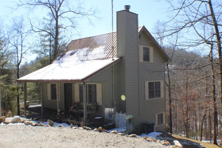 407 Chinkapin Drive, Dahlonega, GA 30533 — most recent listing photo