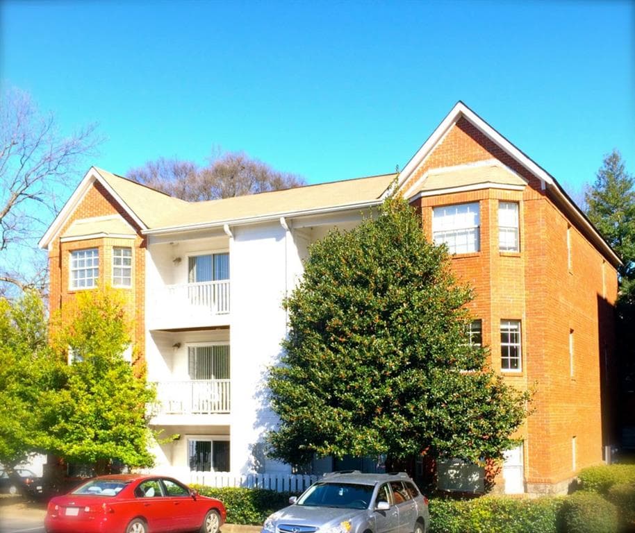 2 bedroom condominium sold at 1041 State Street 11, Atlanta, GA 30318