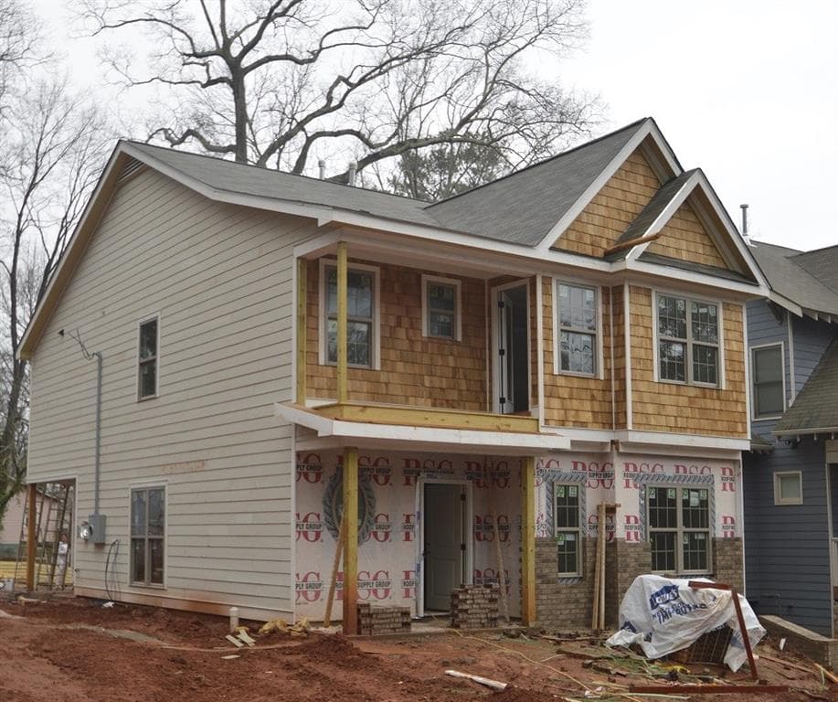 4 bedroom, 2,256 sq ft single family residence sold at 2644 White Oak Drive, Decatur, GA 30032
