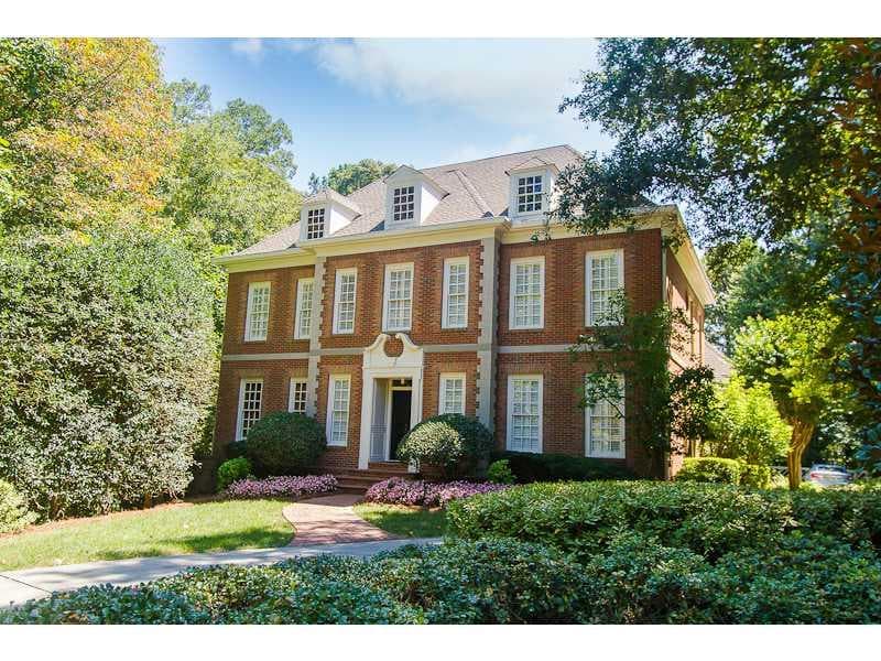 6 bedroom, 8,350 sq ft single family residence sold at 554 Arden Oaks Court, Atlanta, GA 30305