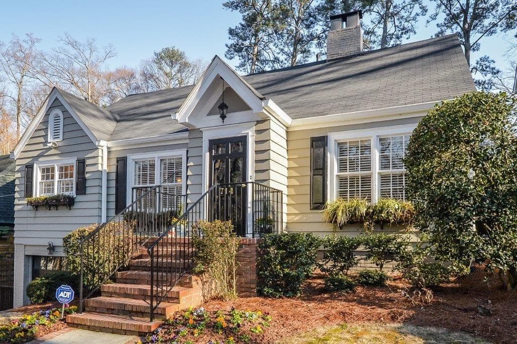 3 bedroom, 1,993 sq ft single family residence sold at 714 Wilson Road, Atlanta, GA 30318