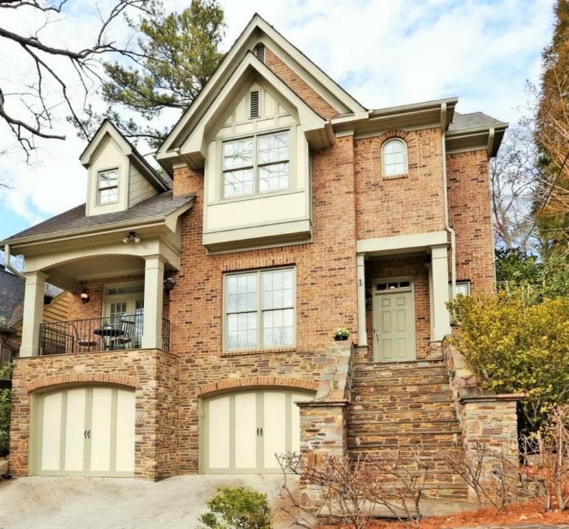 5 bedroom, 3,186 sq ft single family residence sold at 1982 Mclendon Avenue, Atlanta, GA 30307