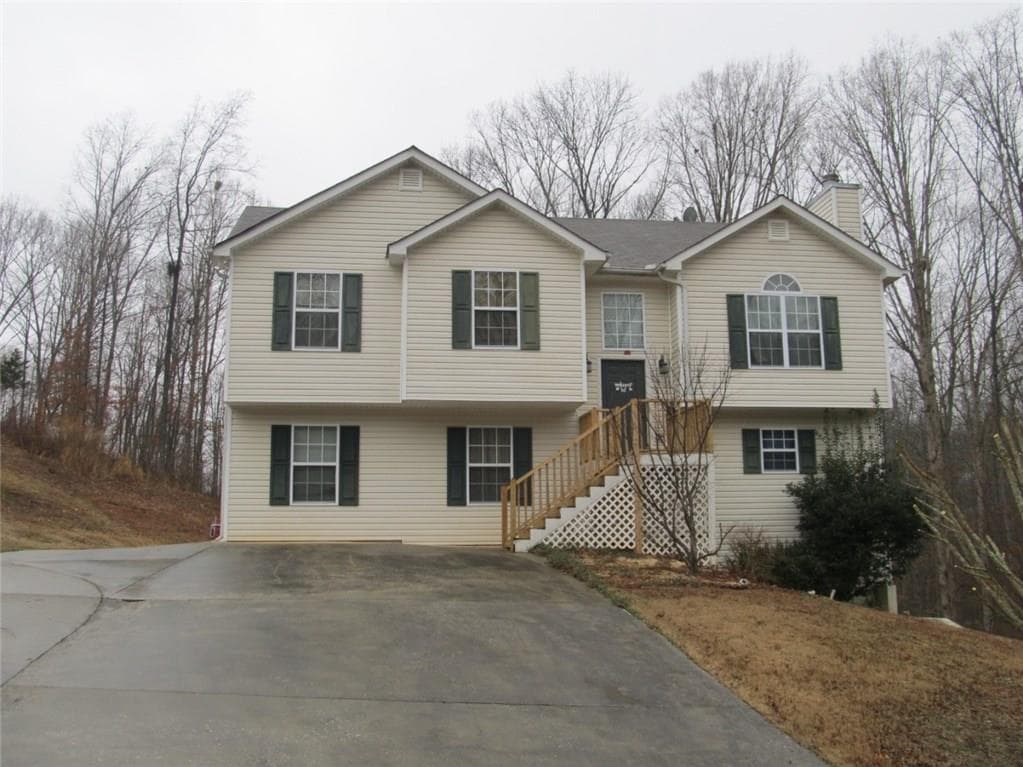 4 bedroom single family residence sold at 3561 SOUTH CHASE Drive, Gainesville, GA 30507