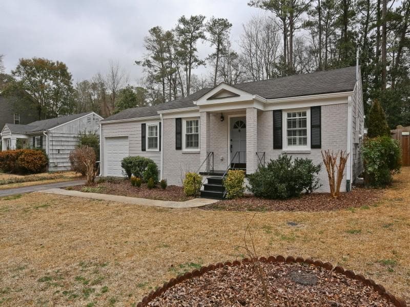 3 bedroom, 1,544 sq ft single family residence sold at 2751 N Thompson Road, Atlanta, GA 30319