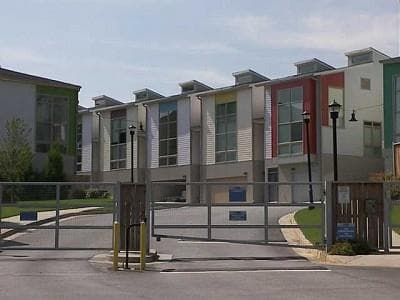 1 bedroom, 1,215 sq ft condominium sold at 1246 Breuer Mews, Atlanta, GA 30318