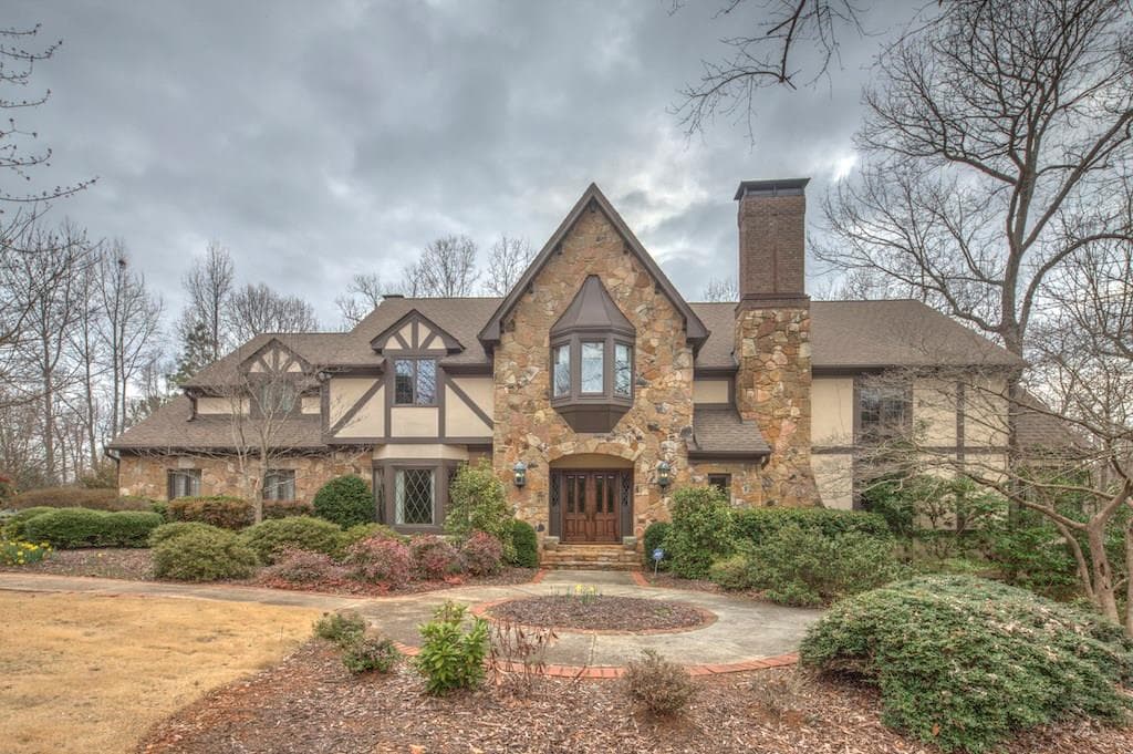 7760 Sagebrush Drive, Sandy Springs, GA 30350 — most recent listing photo