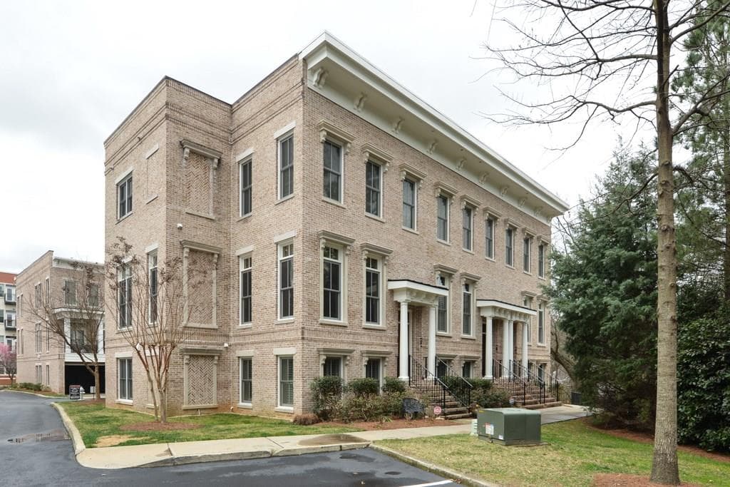 3 bedroom, 2,600 sq ft townhouse sold at 188 Inman Lane 606, Atlanta, GA 30307
