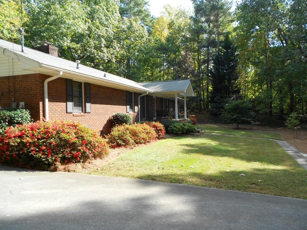 5068 Whites Mill Road, Gainesville, GA 30504 — most recent listing photo