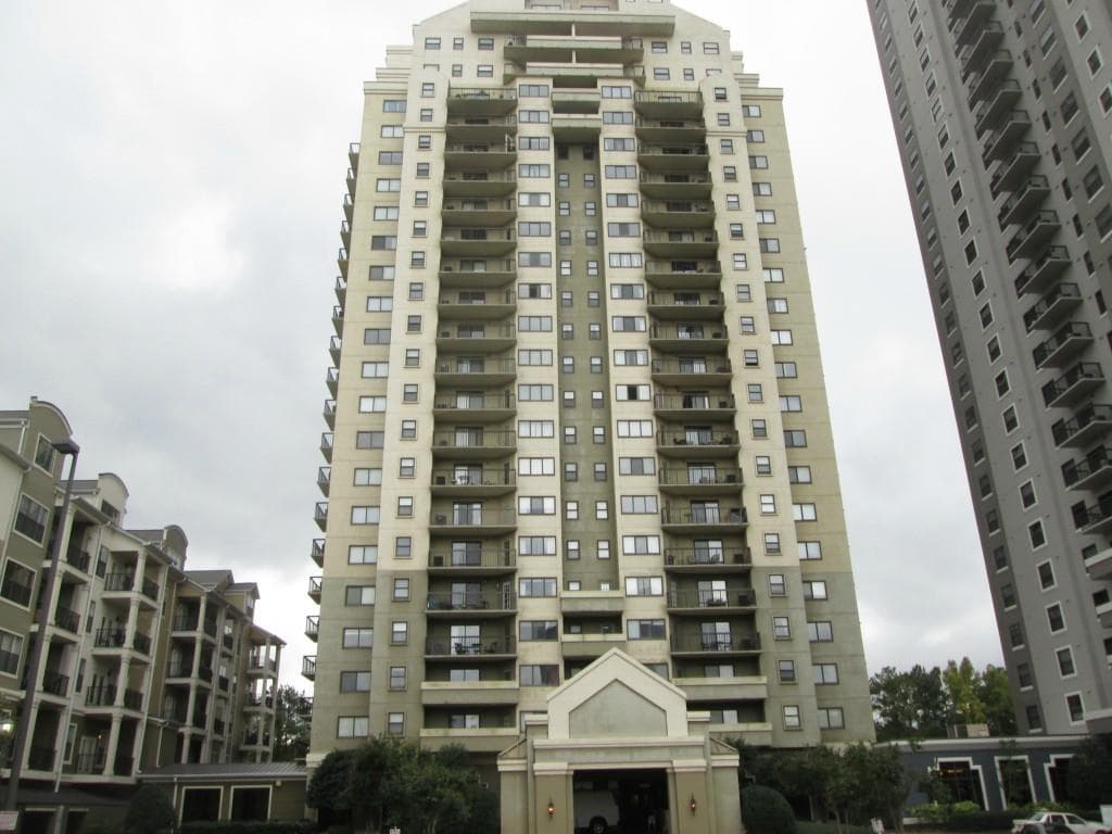 1 bedroom condominium sold at 795 Hammond Drive 1011, Atlanta, GA 30328