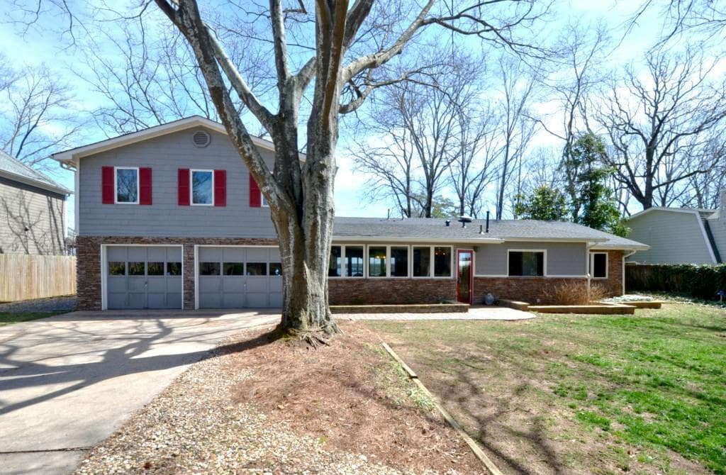 4230 Sinclair Shores Road, Cumming, GA 30041 — most recent listing photo