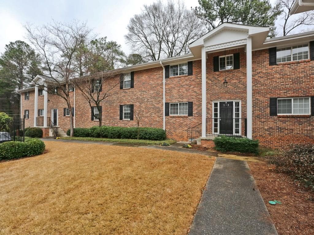 2 bedroom, 845 sq ft condominium sold at 315 Hilderbrand Drive A5, Atlanta, GA 30328